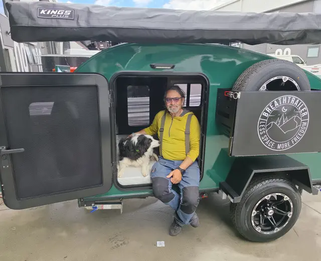 Yair & Luna with their Breath Trailer at handover
