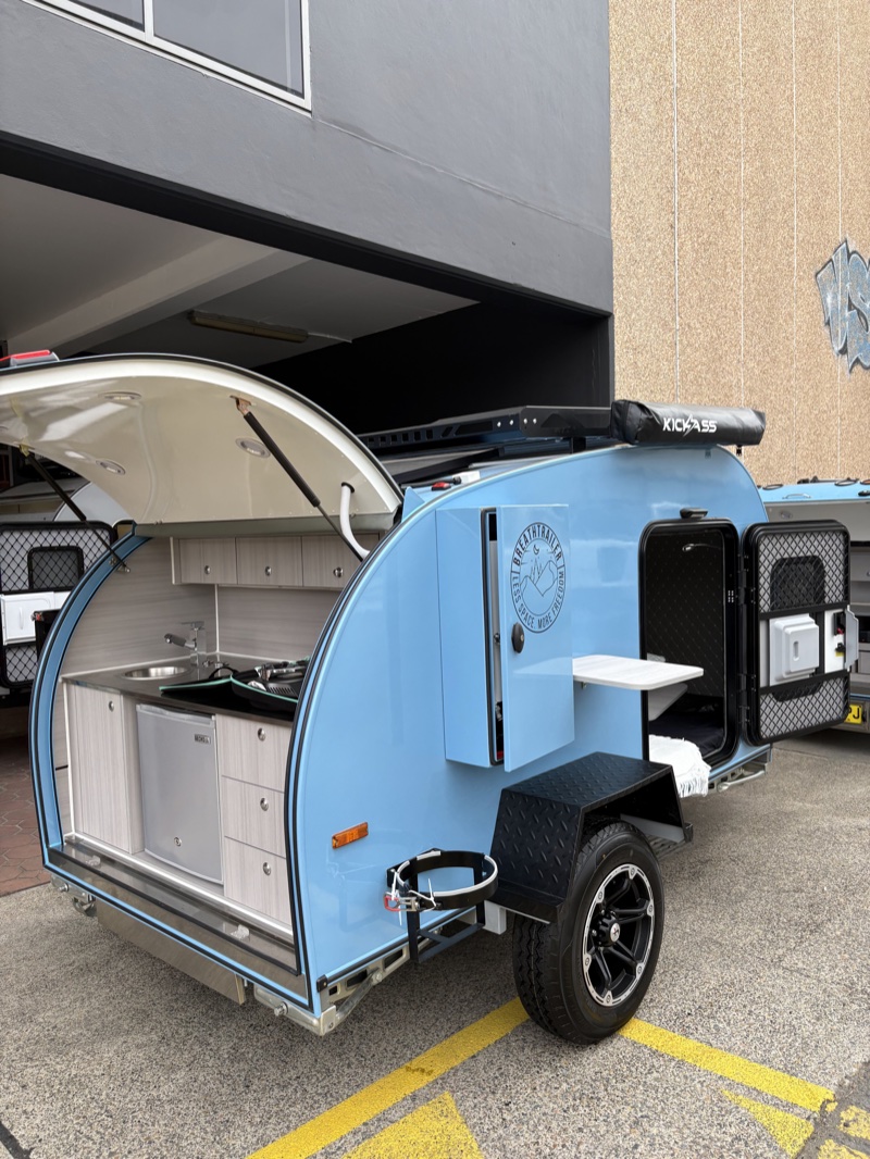 Breath Ultra Kitchen Slide Out